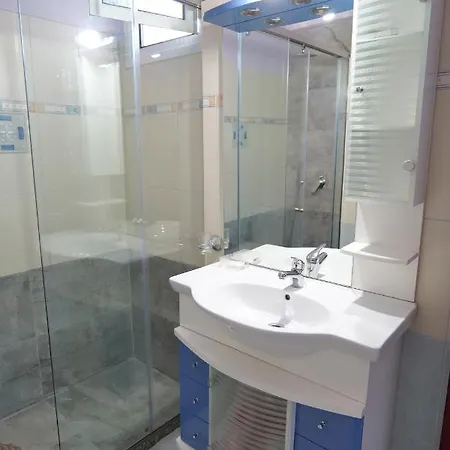 Klevis Apartment Sarandë