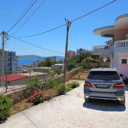 Apartman Klevis *
